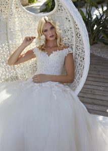 Brudekjolen Nicky i Ball Gown snit fra Modeca - Billede 5
