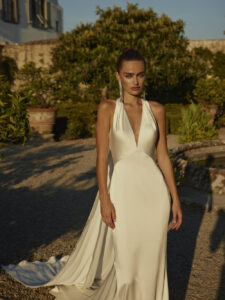 Brudekjolen Dwyn i Fit & Flare snit fra Modeca - Image 3