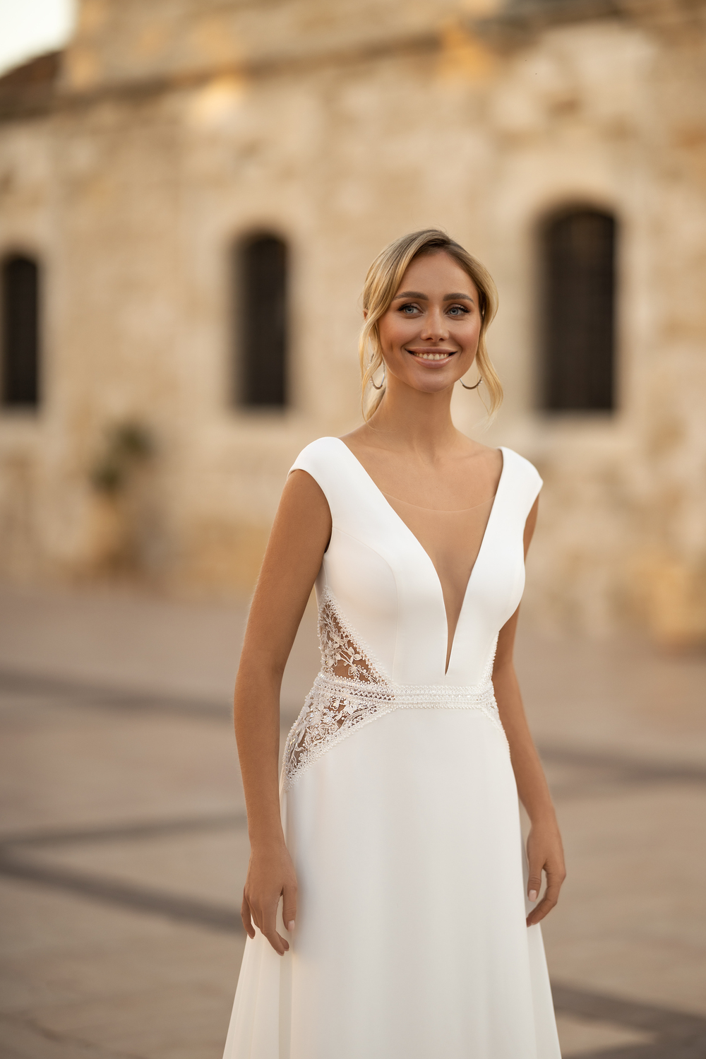 6422 i A-Line snit fra Monica Loretti - Billede 3