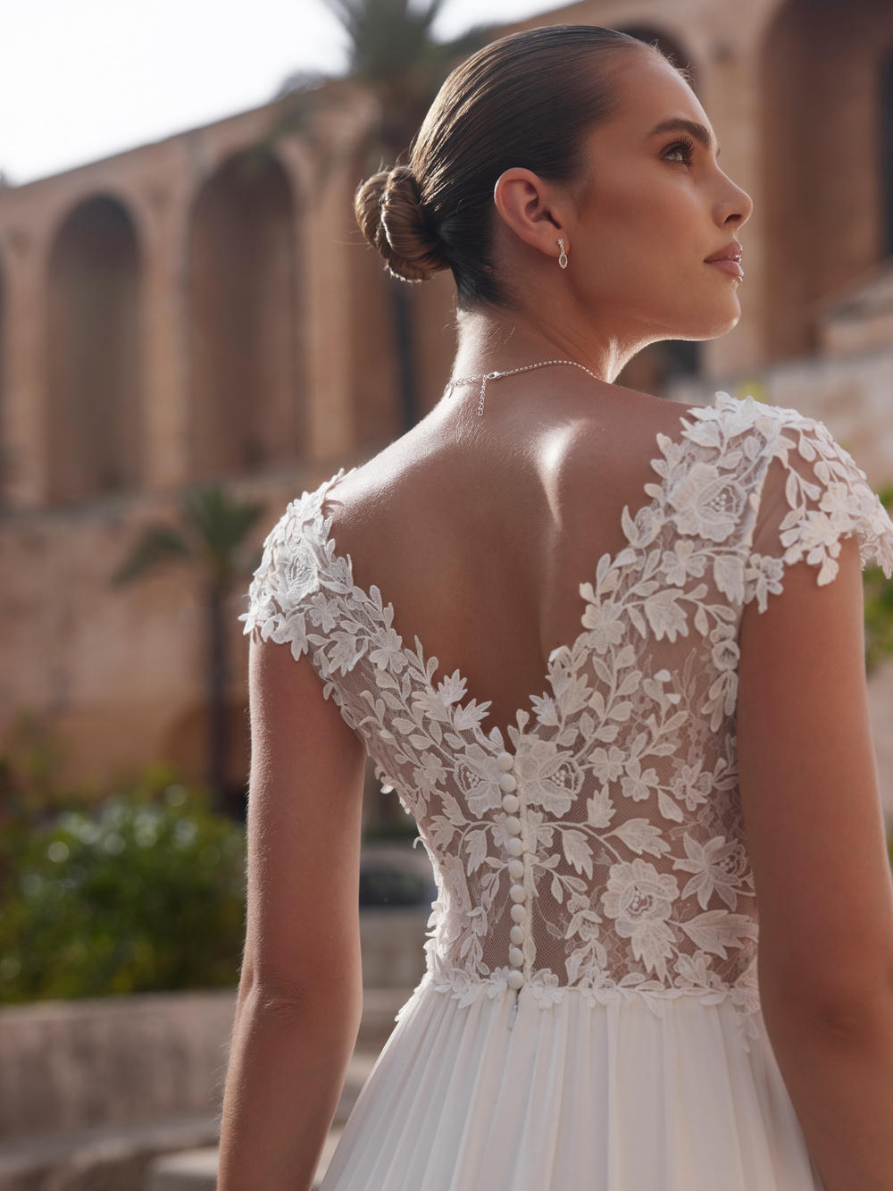 Olena i A-Line snit fra Bianco Evento - Billede 4