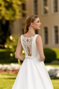 Brudekjolen 1086 i Ball Gown snit fra Monica Loretti - Billede 4