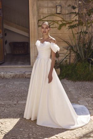 Geri i Ball Gown snit fra Modeca