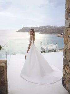 Brudekjolen Ivet i Fit & Flare snit fra Modeca - Billede 5