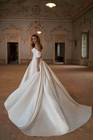 Skørtet Noriko i Mix & Match og Ball Gown snit fra Herve Paris