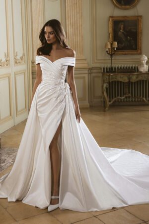 Garnet i Ball Gown og Fit & Flare snit fra Elysee