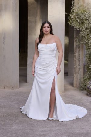 Rea 3479 i Fit & Flare snit fra Mori Lee