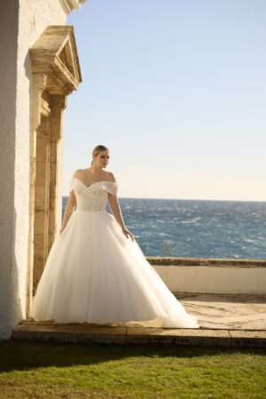 Hivena 63164 i Ball Gown snit fra Veni Infantino