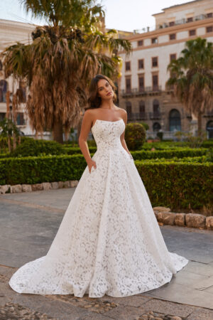 6458 i Ball Gown snit fra Monica Loretti