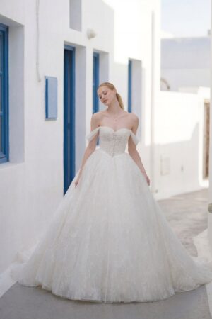 Tulle Ball Gown brudekjole fra Mori Lee set forfra i hel figur