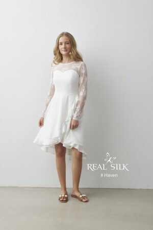 Haven konfirmationskjole fra Real Silk set forfra