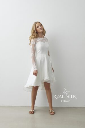Haven konfirmationskjole fra Real Silk set forfra
