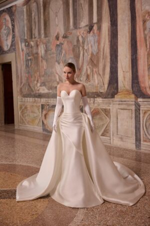 63317 Ball Gown brudekjole fra Mori Lee – helfigur forfra
