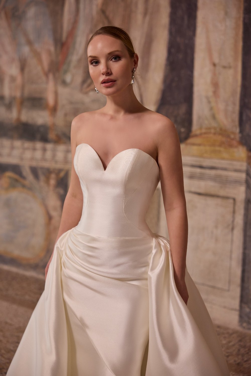 63317 Ball Gown brudekjole fra Mori Lee – stropløs overdel med hjerteudskæring