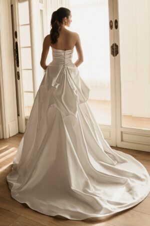 Haydee Ball Gown brudekjole fra Elysee – bagfra
