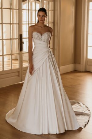 Hermione Ball Gown brudekjole fra Elysee – forfra